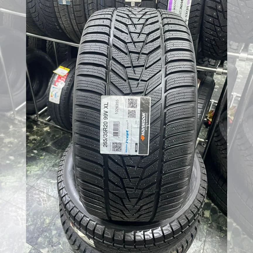 Hankook Winter I'Cept Evo 3 W330 265/35 R20 99V