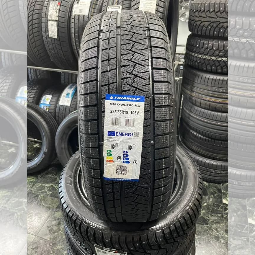 Triangle PL02 235/55 R19 105V