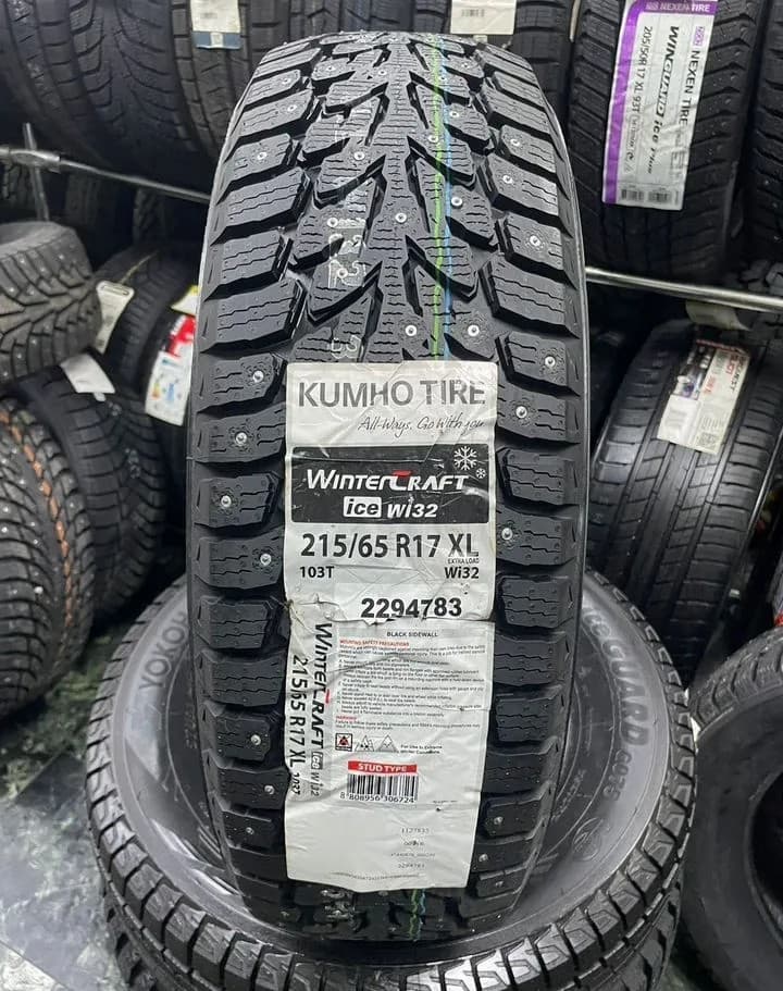 Kumho WinterCraft Ice Wi32 215/65 R17 103T