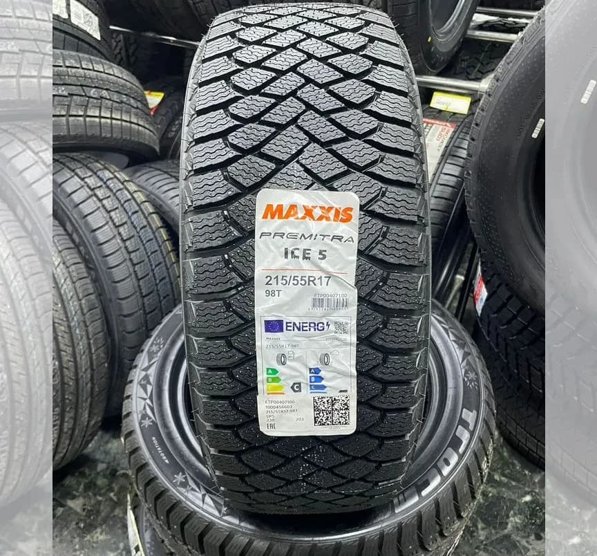 Maxxis Premitra Ice 5 SUV / SP5 215/55 R17 98T