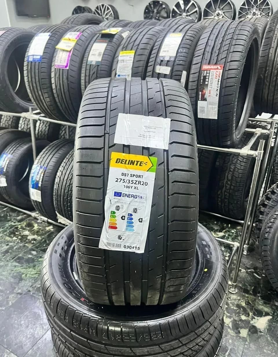 Delinte DS7 Sport 275/35 R20 106Y XL