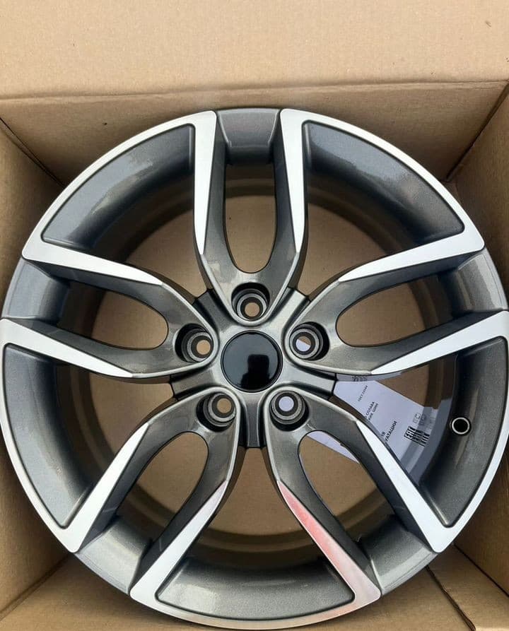 Литые диски Carwel Кудро 6.5×R17 5×108