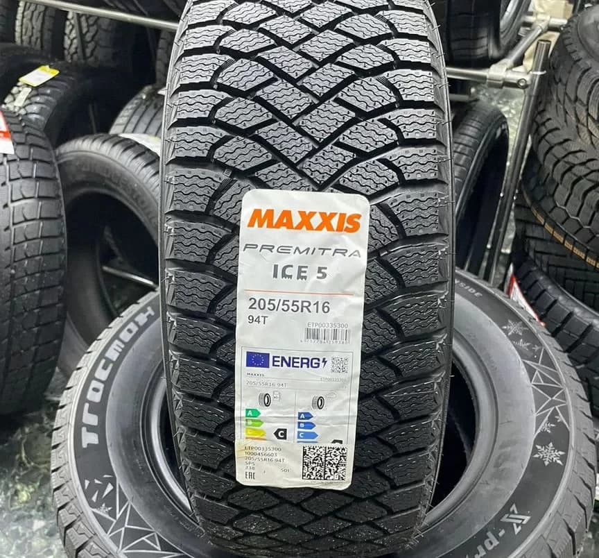 Maxxis Premitra Ice 5 SUV / SP5 205/55 R16 94T