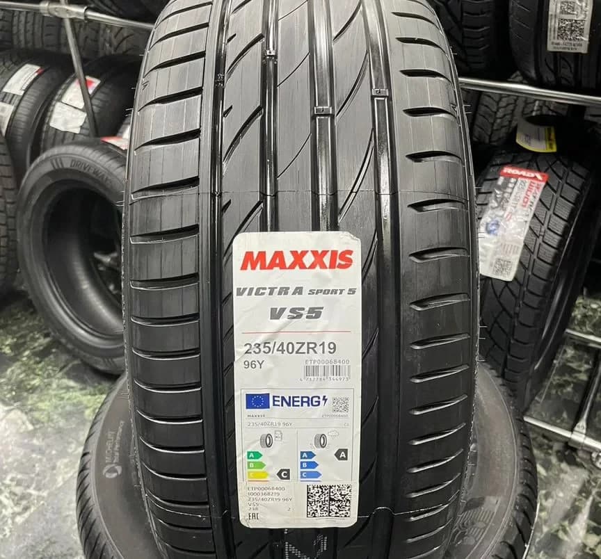 Maxxis Victra Sport VS5 235/40 R19 96Y